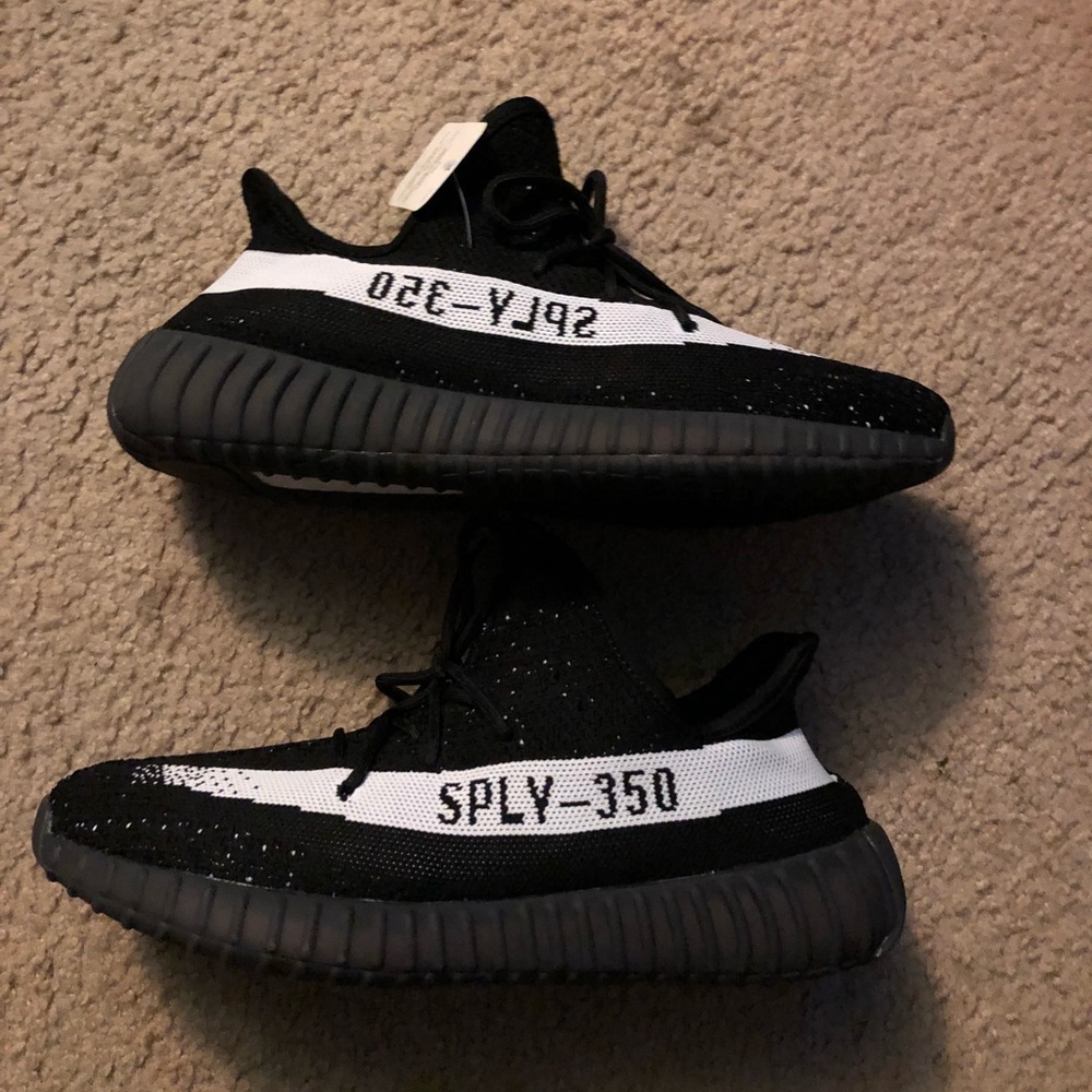 Yeezy Boost 350 v2